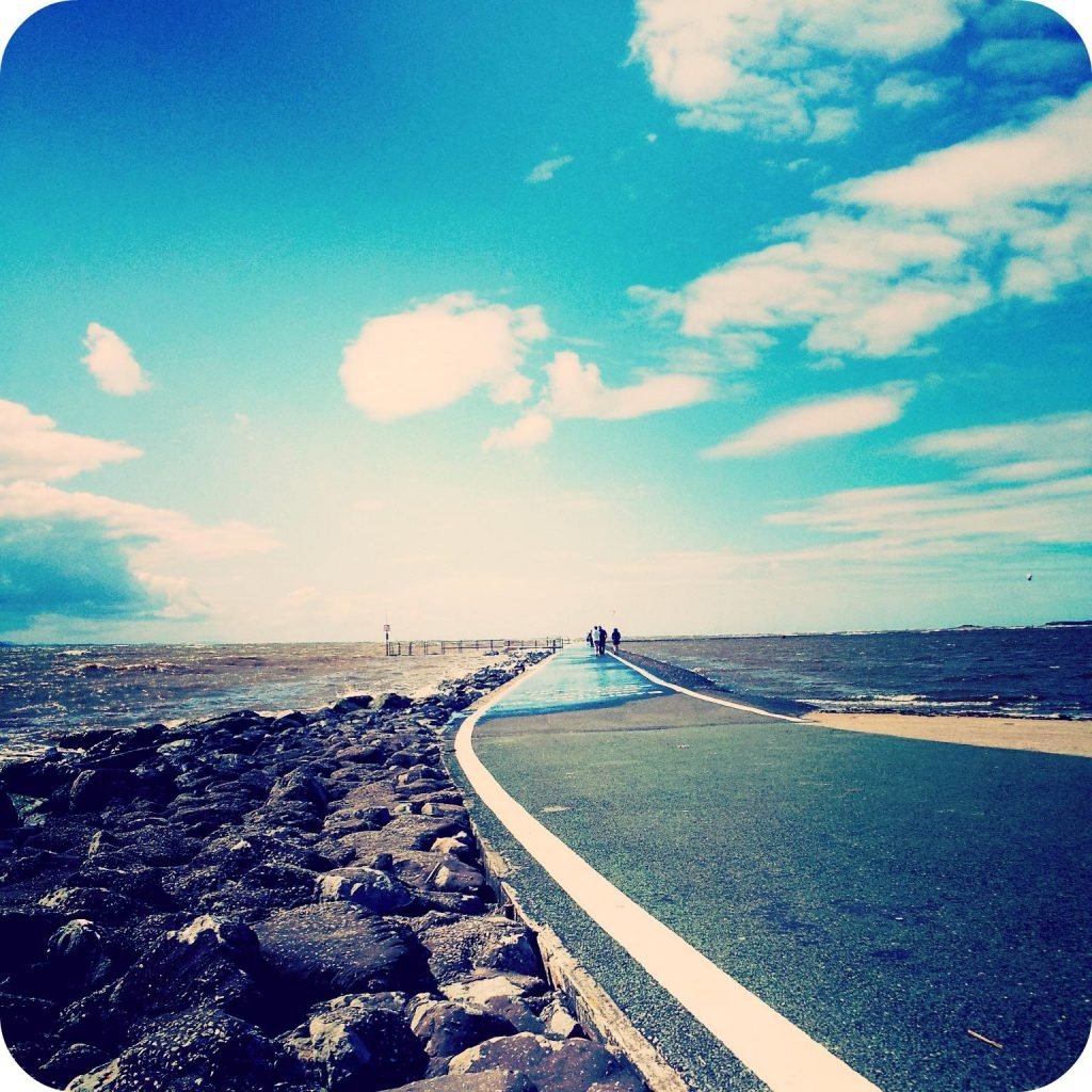 West Kirby Marine Lake footpath